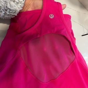 Lulu lemon top. Cute mesh in the back. Gently used great condition